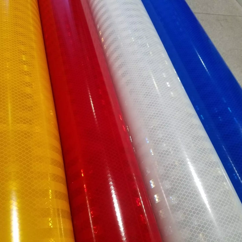 [FreeshipMAX] [HCM][BỀN ĐẸP] Màng Phản quang 3M Seri 3900 dùng để dán xe và sản xuất biển báo hiệu đường bộ dùng cho đường quốc lộ đường gom của đường cao tốc đường giao thông nội thị của các thành phố lớn.
