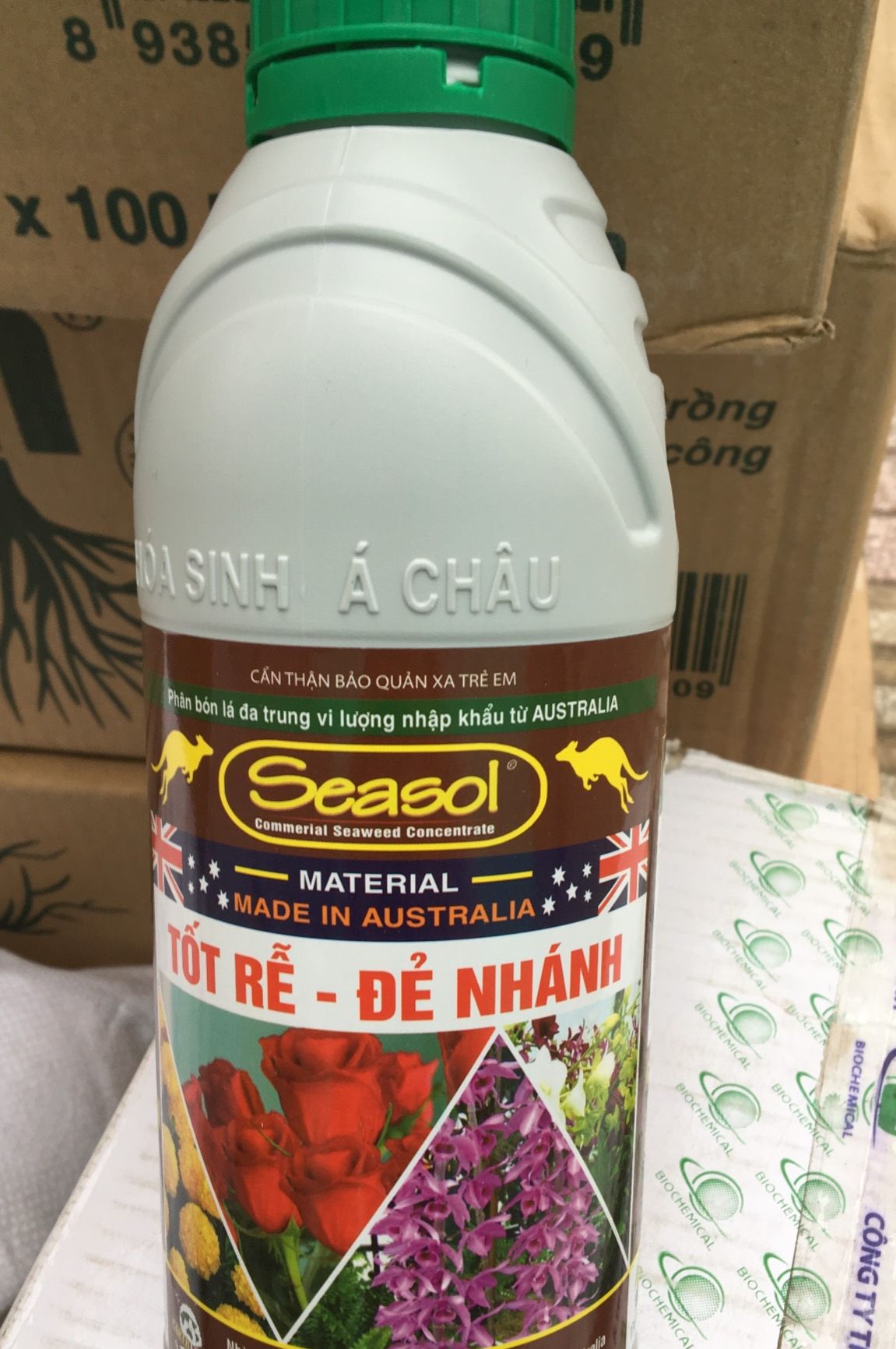 Phân Bón Hữu Cơ TẢO BIỂN SEASOL LỌ 1 LÍT SIÊU RA RỄ RA HOA