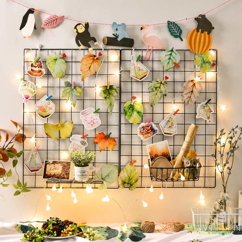 Khung Lưới Sắt Trang Trí, Tấm Lưới Trang Trí Phòng - Tặng Kèm Đèn Led Trang Trí và Đinh 3 Chân Đóng Tường