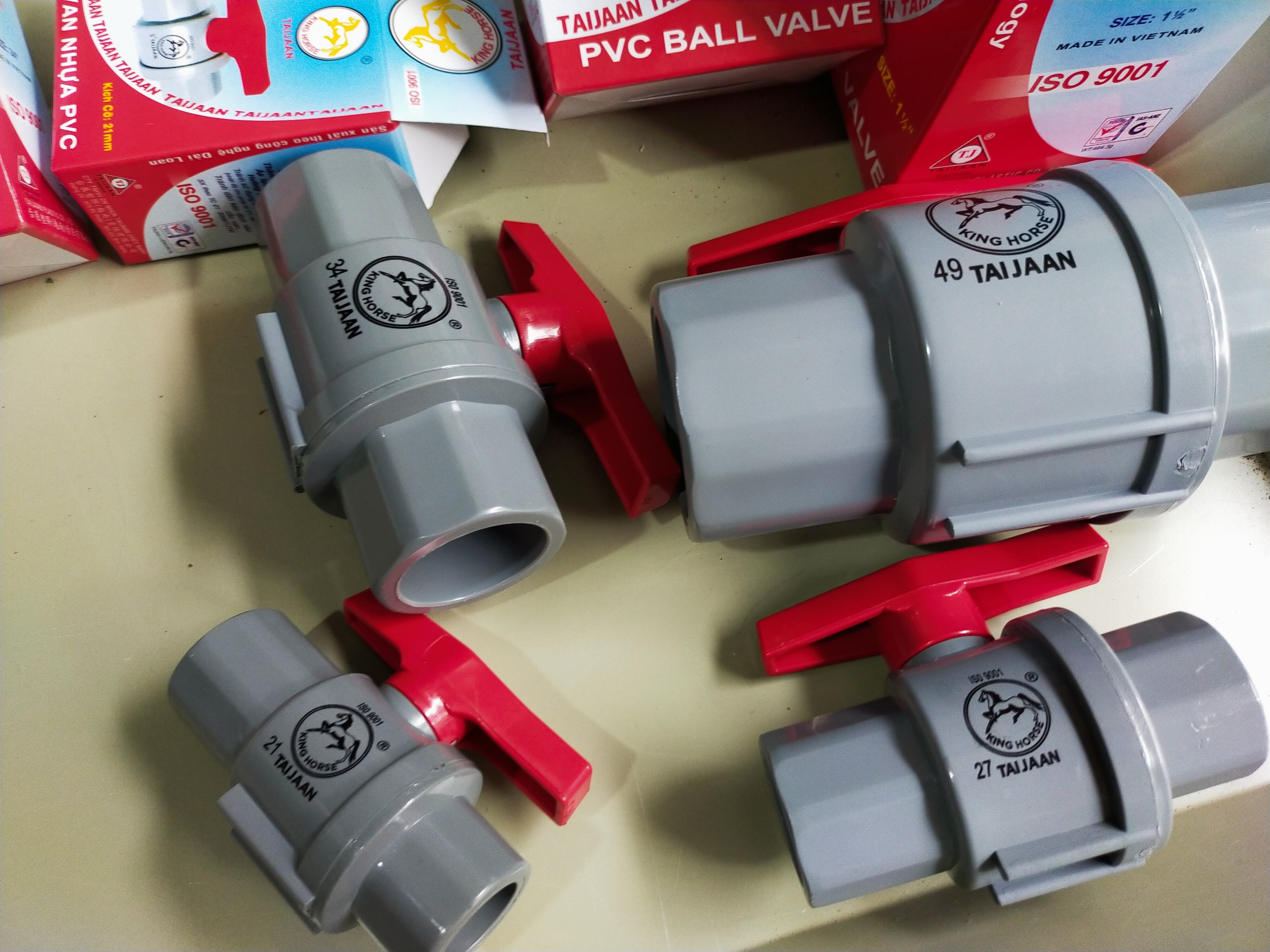 Van taijaan đỏ chính hãng, van khoá pvc, van khoá nhựa pvc, van 21, van 27, van 34, van 42, van 49 taijaan chính hãng