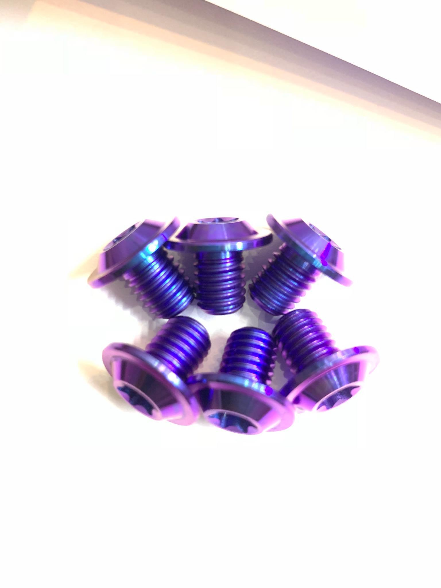 1 con Ốc 8li10 đầu dù mỏng bắt lòng dĩa Winner , Sonic Titan Gr5