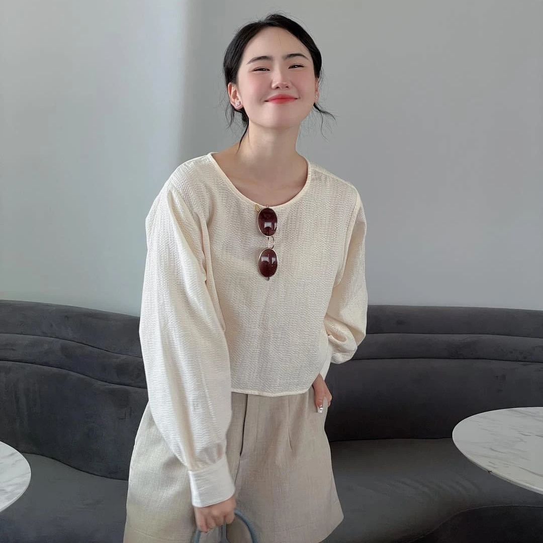 Áo kiểu thắt nơ lưng sau tay phồng đáng yêu Bowtie Top Maxy Workshop