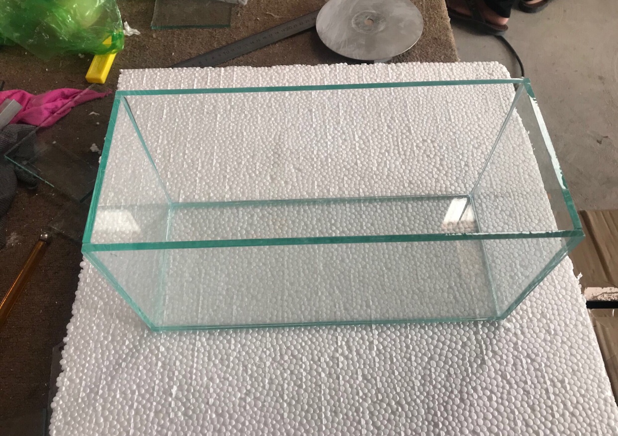 Bể cá mini 30x13x15cm