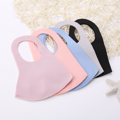 Khẩu trang pita thiết kế nhẹ, mỏng chống bụi