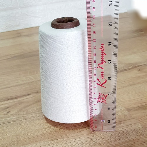 Chỉ May Công Nghiệp Cuộn Lớn Sợi 40/2 Thông Dụng Dài Khoảng 20.000 Mét - Tầm 0.4 Kg Màu Trắng