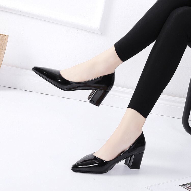 Giày cao gót đế vuông 5p có 4 màu