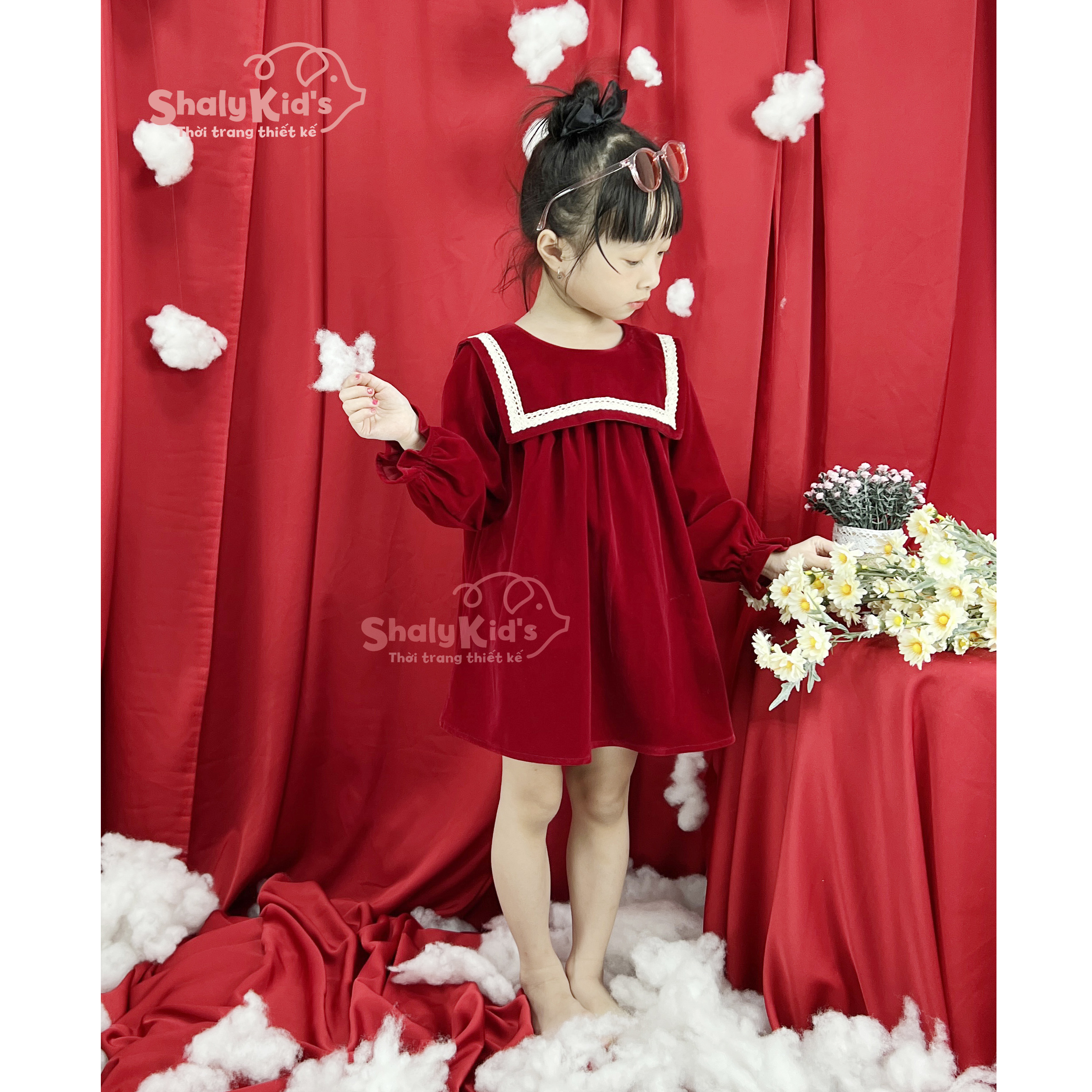 Đầm bé gái, Váy bé gái Shaly kids nhung đỏ dáng Babydoll tay phồng cổ vuông phối viền VN Đỏ 2201