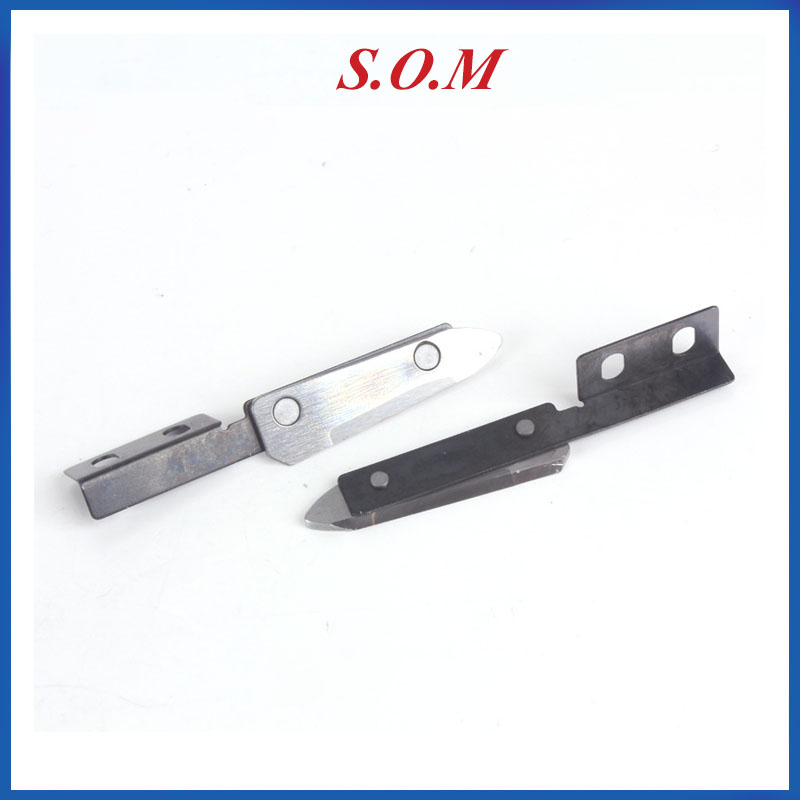 Dao dưới máy cắt đầu bàn