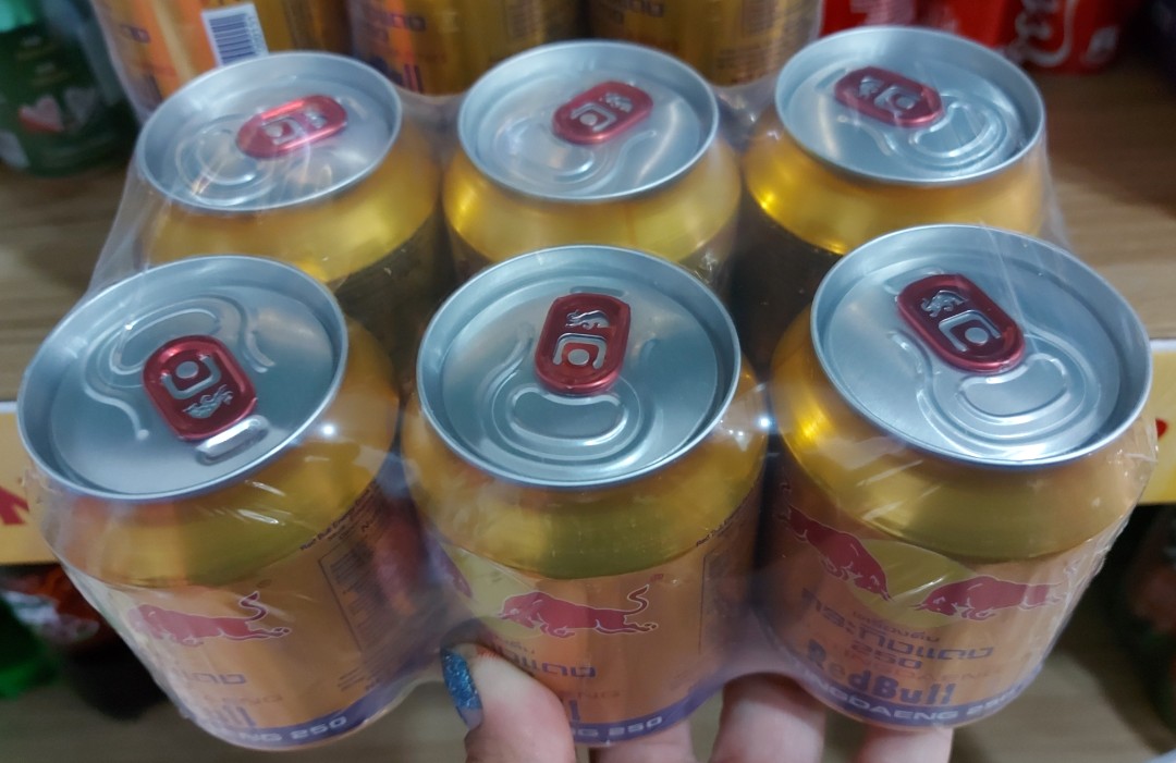 Bò Húc Thái REDBULL (2 lon = 30k )