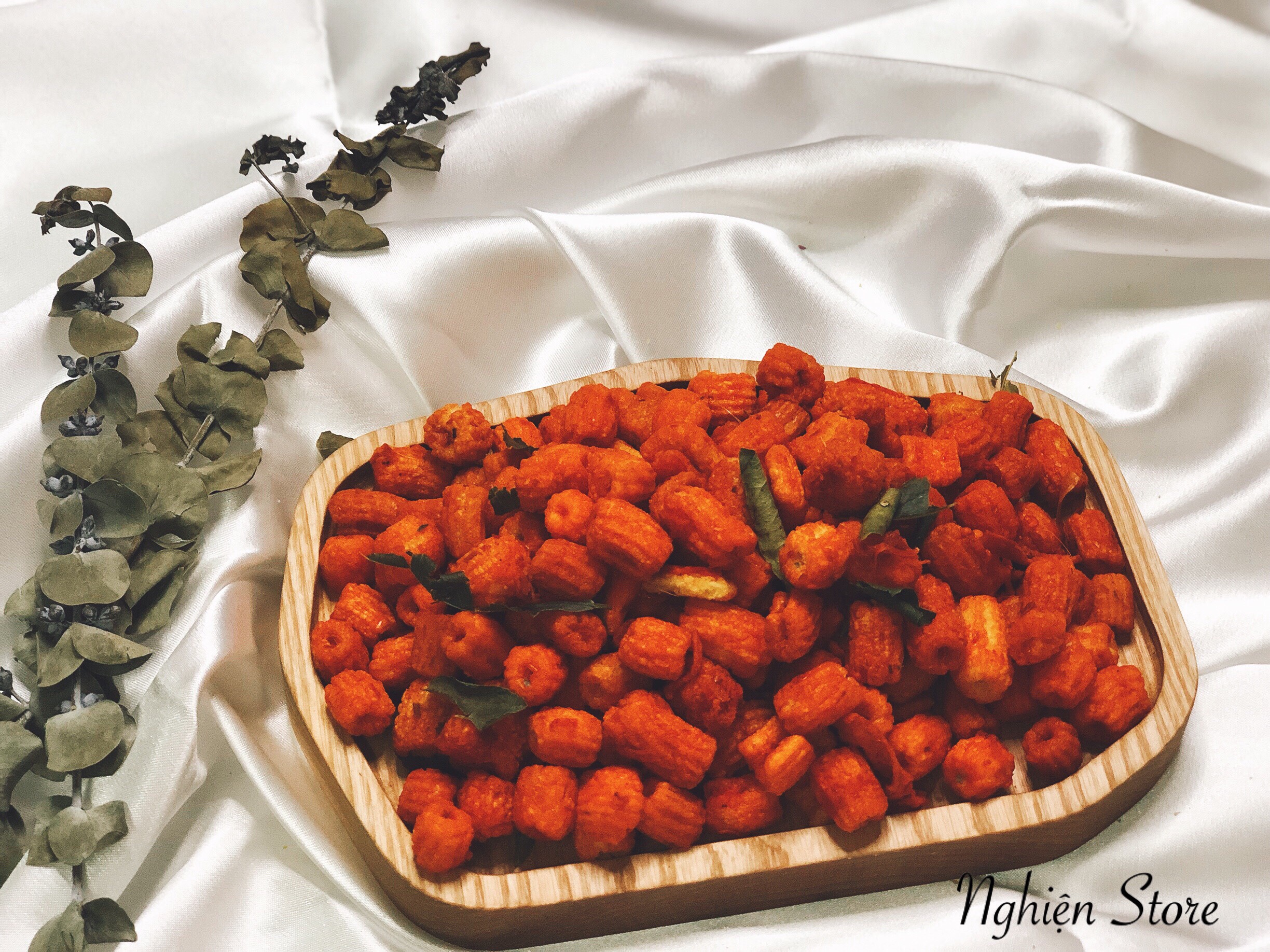 Nui lắc khô bò lá chanh 250gr