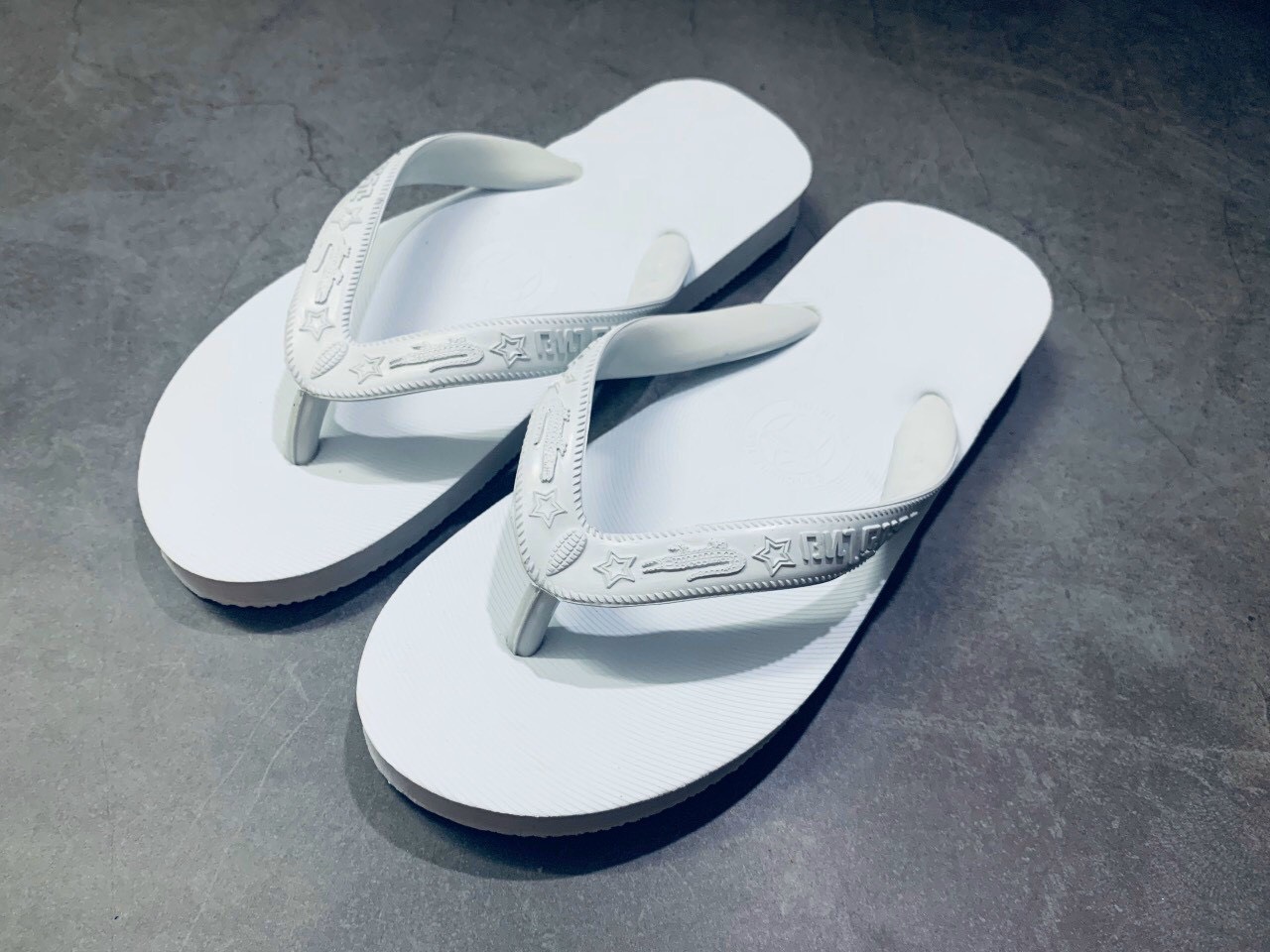 Dep Thai - Dép xỏ ngón -Dép Lào- Tông- Kẹp Nam Nữ Thái Lan Màu Trắng loại 1