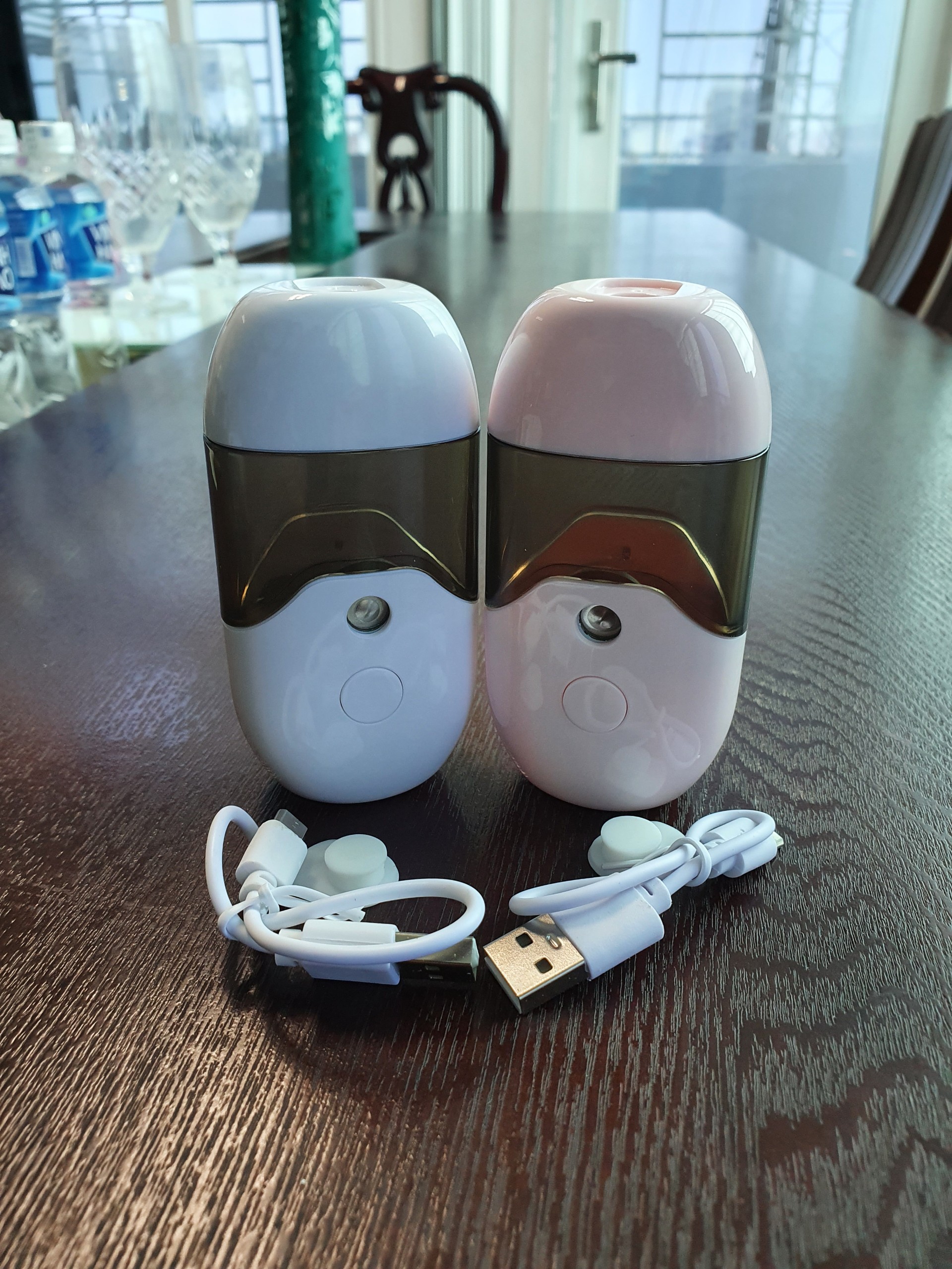 Máy xông mặt xịt khoáng nano mini phun sương dưỡng da sạc điện 50ml