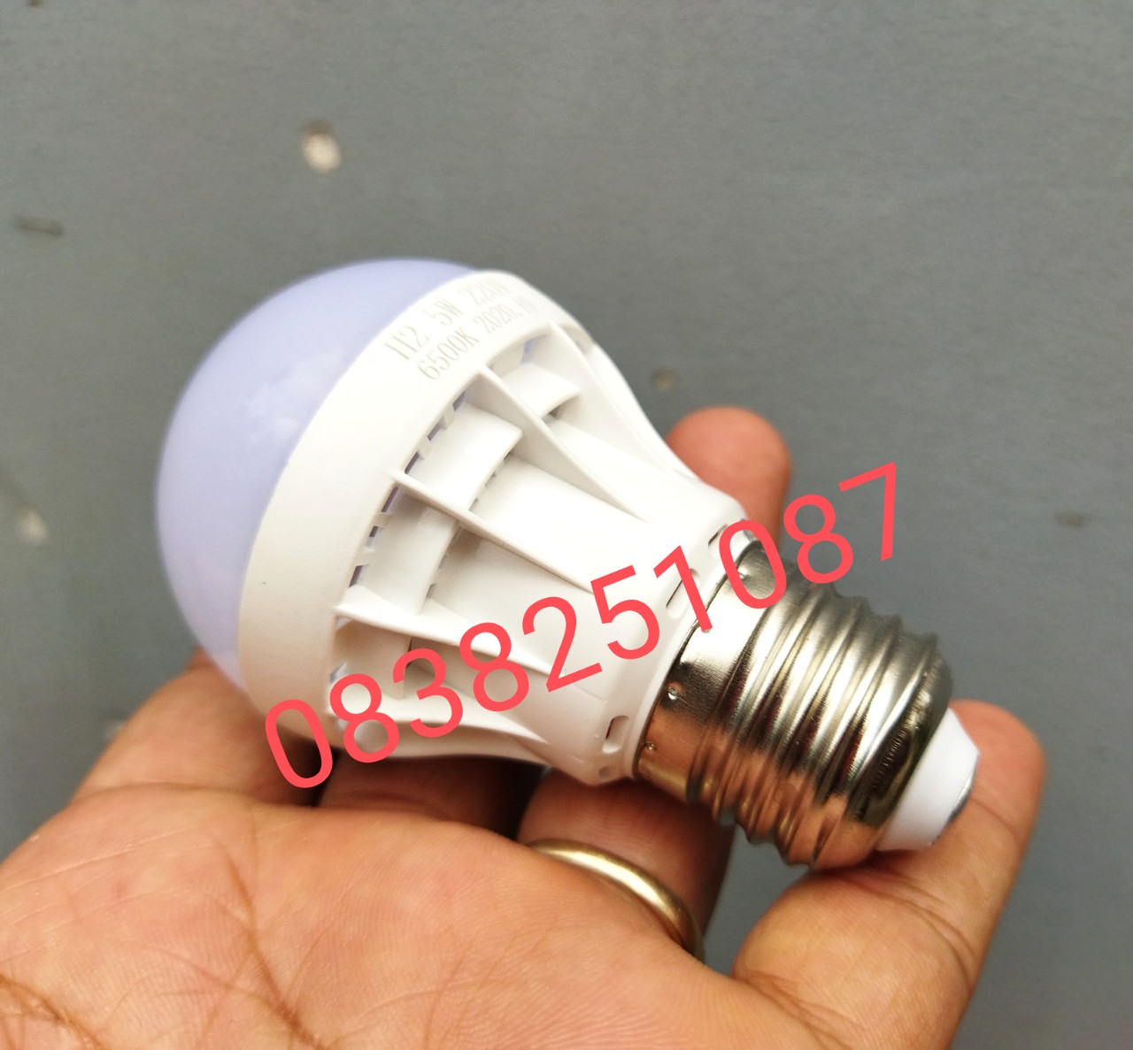 Bộ 8 bóng đèn led bulb 5w