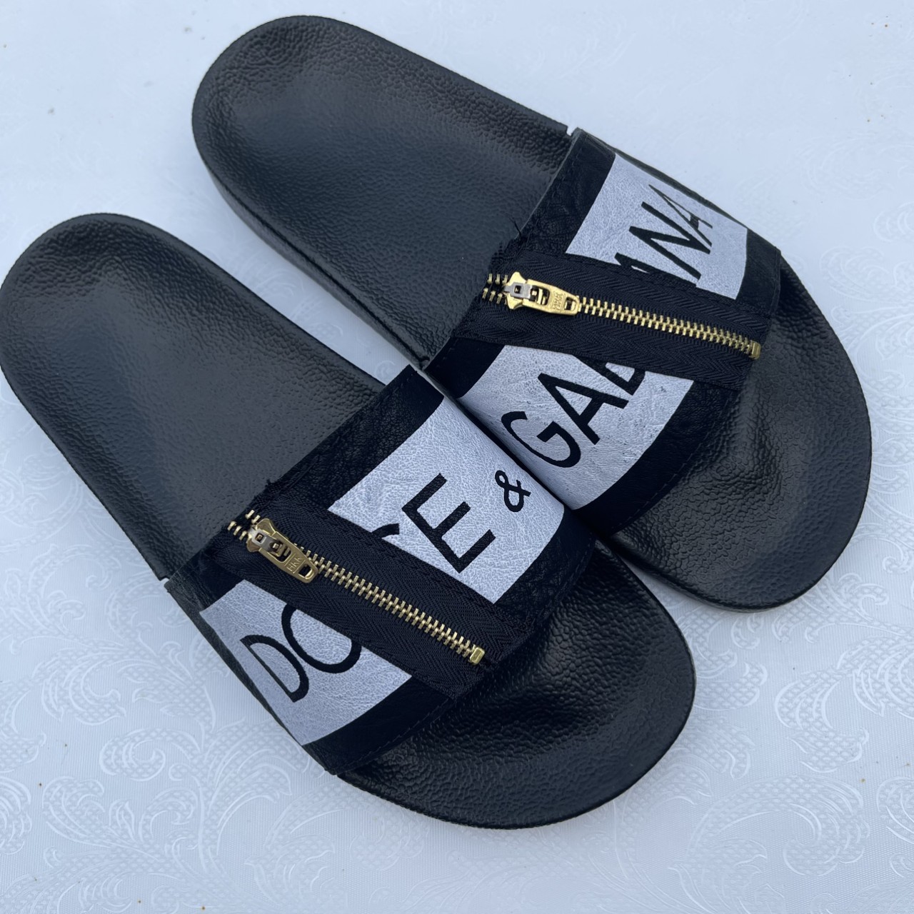 Dép nam Dolce khóa zip mẫu mới nhất