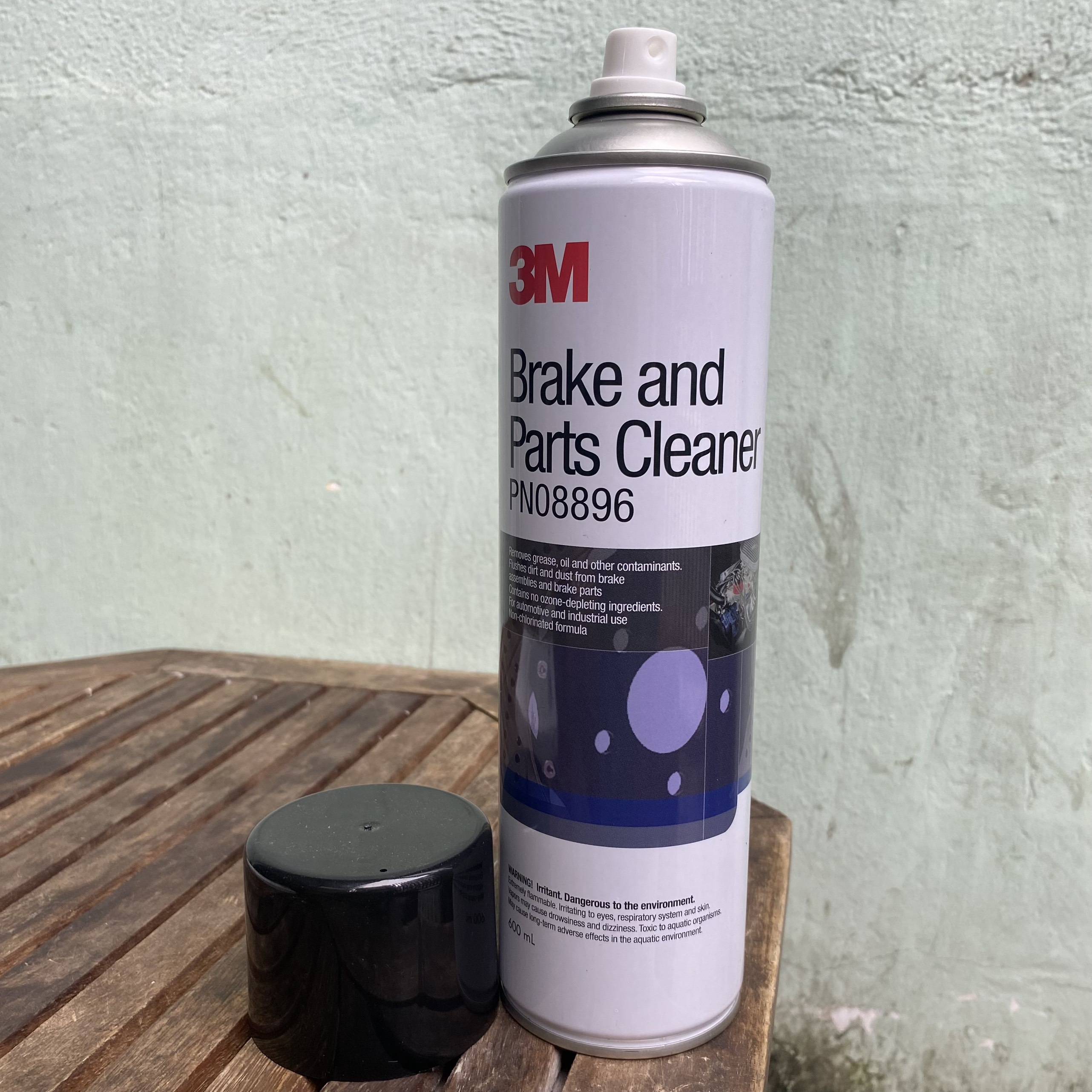 Chai xịt, dung dịch vệ sinh đĩa phanh, má phanh ô tô và xe máy, vệ sinh thắng ô tô 3M 08996 600ml nhập Thái Lan