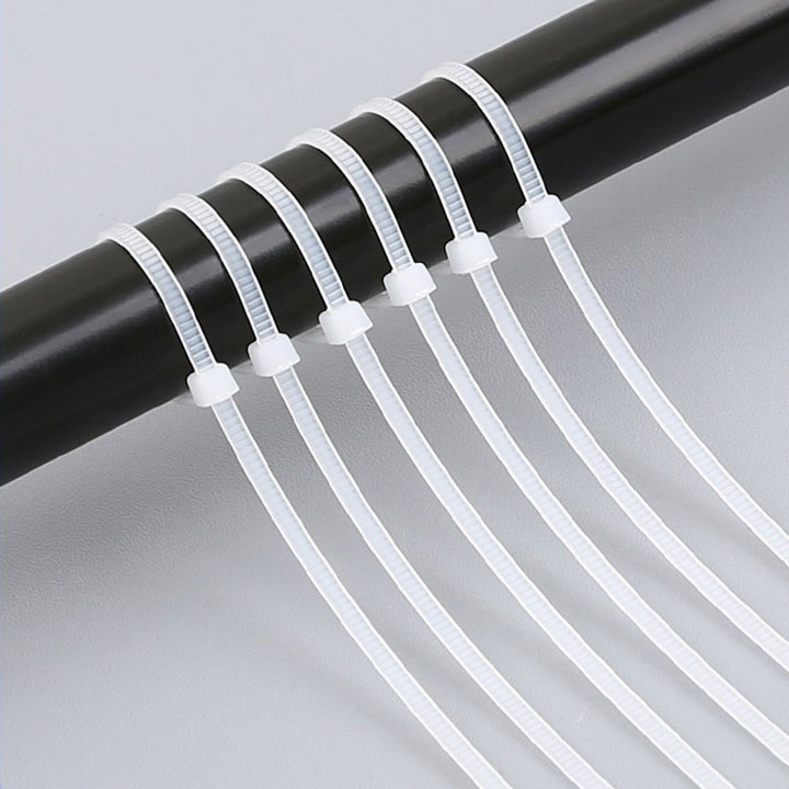 Dây rút nhựa màu trắng đủ kích cỡ tại đây