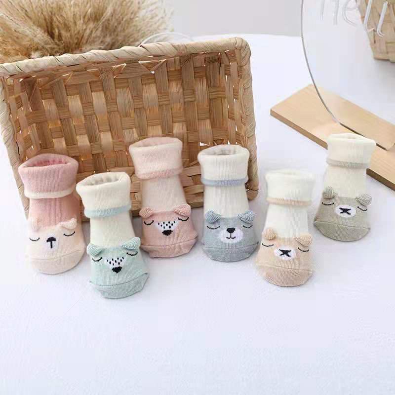 Tất tai thú chống trượt cho bé từ 0-6 tháng tuổi