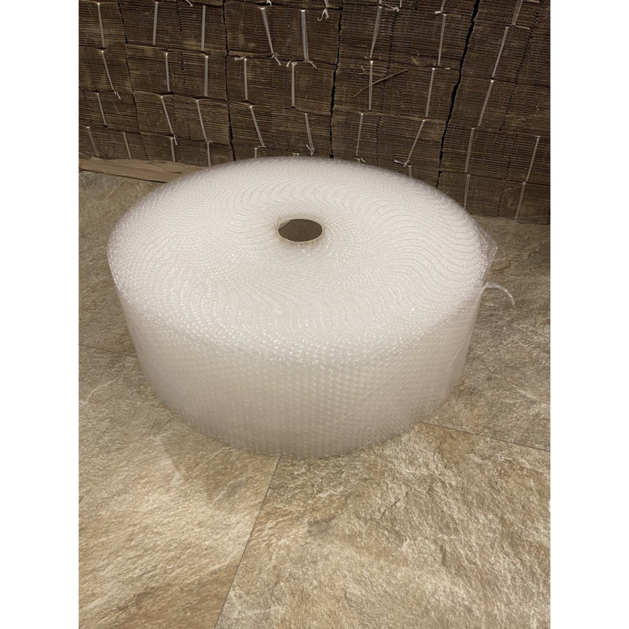 Xốp hơi chống sốc, bọc gói hàng chống sốc kích thước 20cm x 100m - Băng keo Nguyên Kim