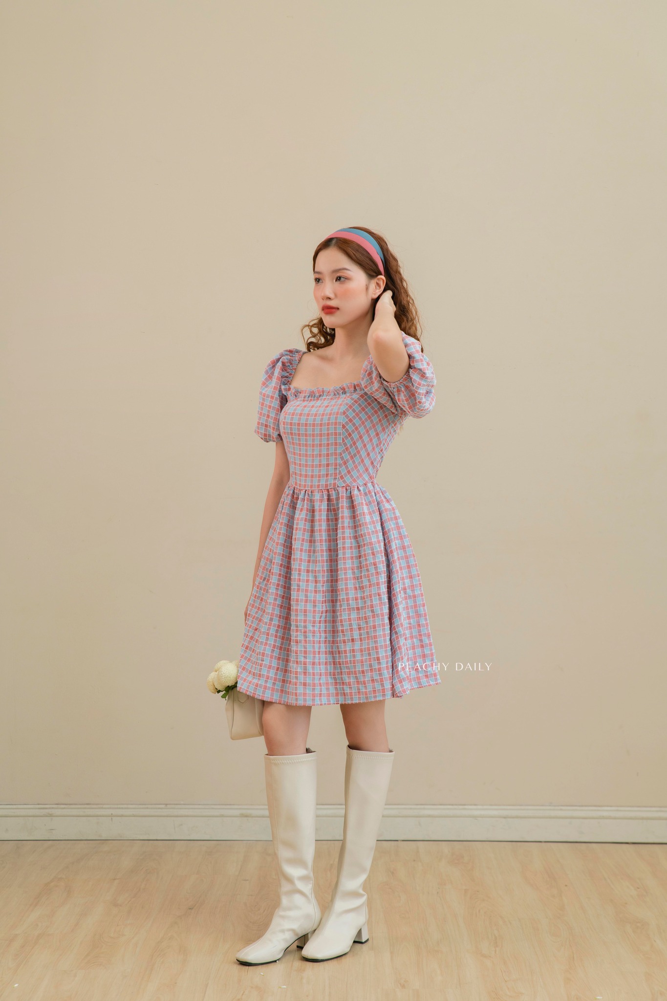 Váy ngắn nữ tay bồng hoạ tiết kẻ caro Peachy Daily- LALIE DRESS chất liệu thô kẻ