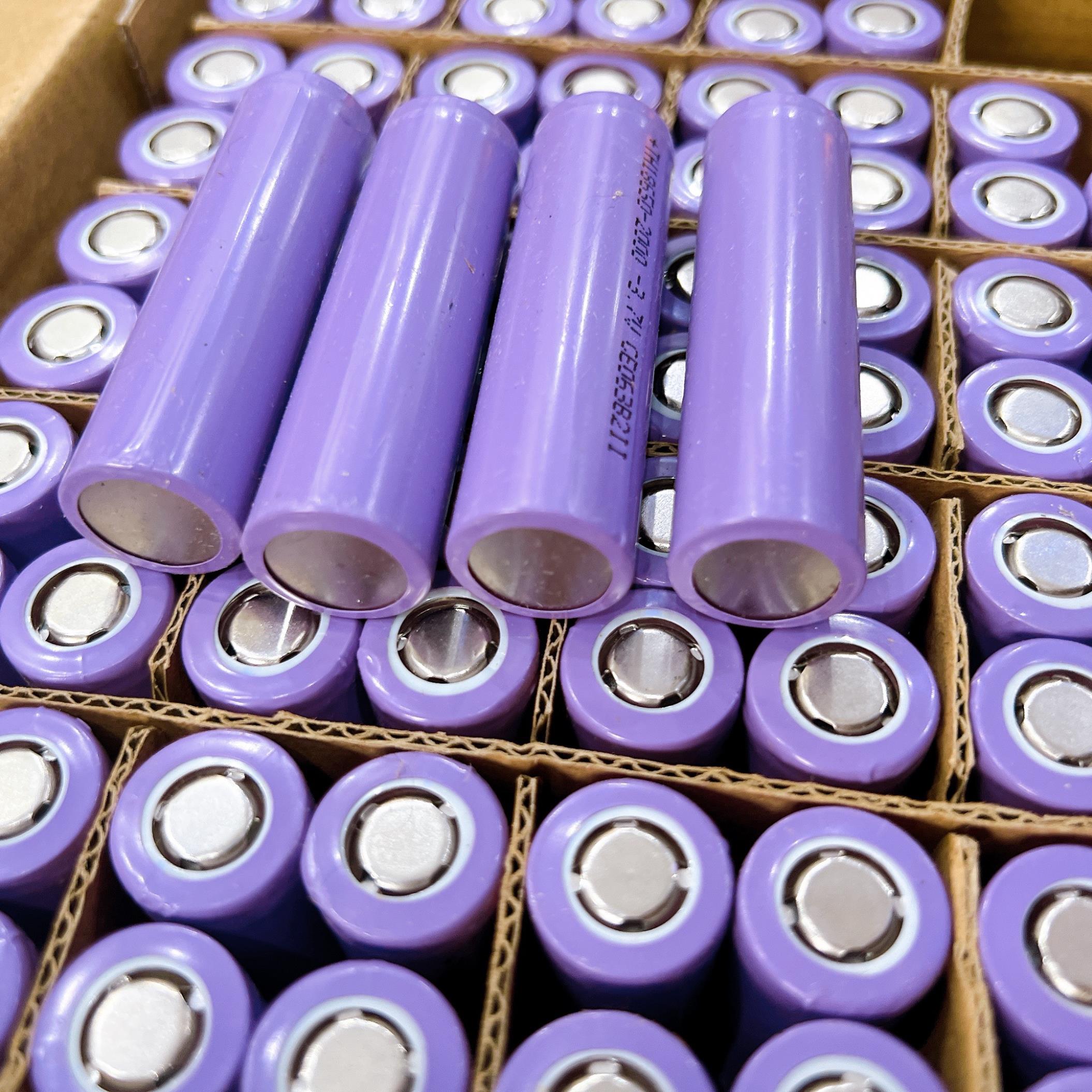 Cell Pin 18650 3.7v 1000mAh 5C Xả 10A Mới 100% - Cell 18650 VOTO