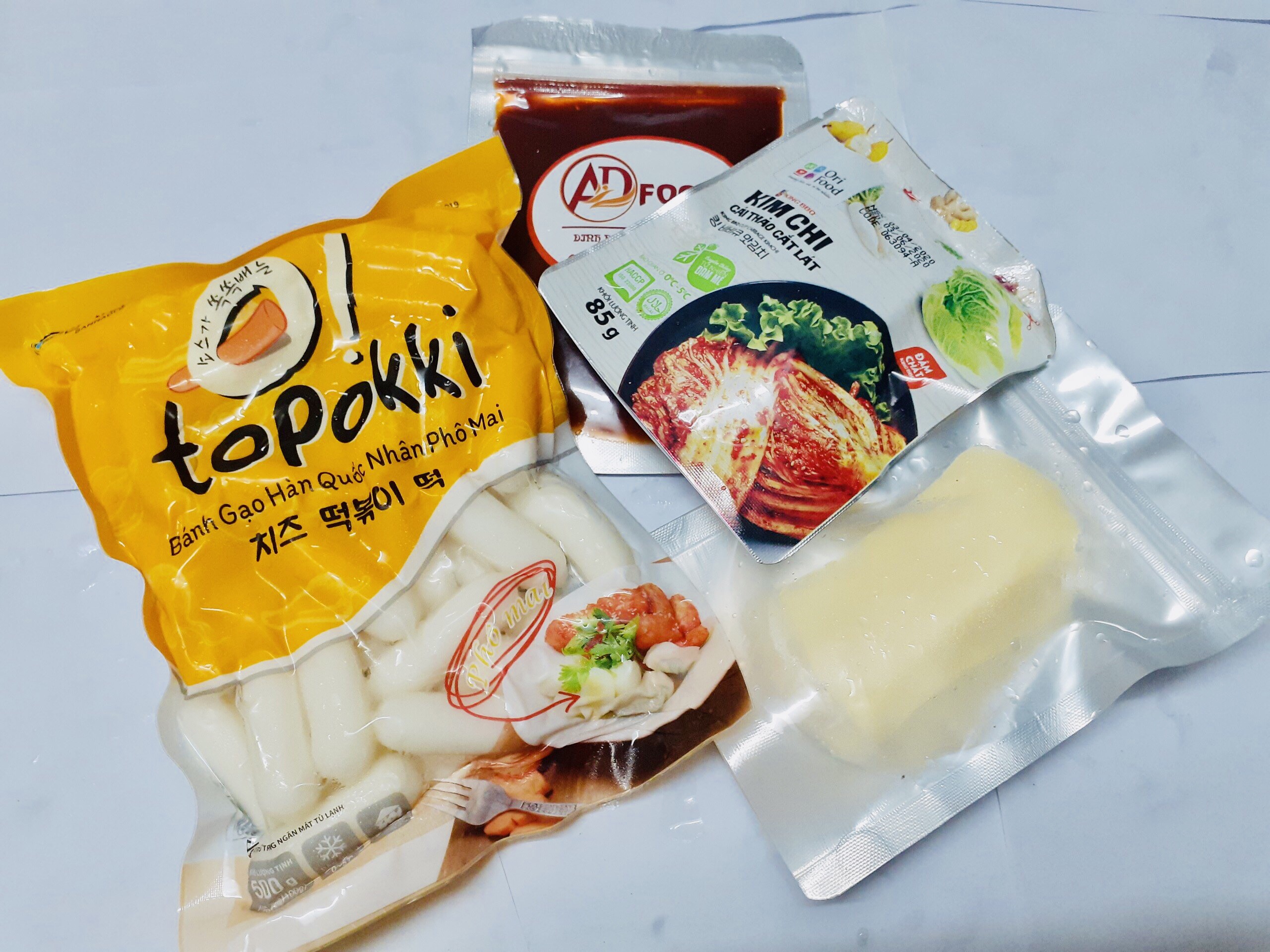 combo 500g tok nhân phô mai +100g phô mai Mozzazzella +1 gói kim chi 85g BBQ ăn liền +100g sốt tương ớt Hàn Quốc_Monhi_Food