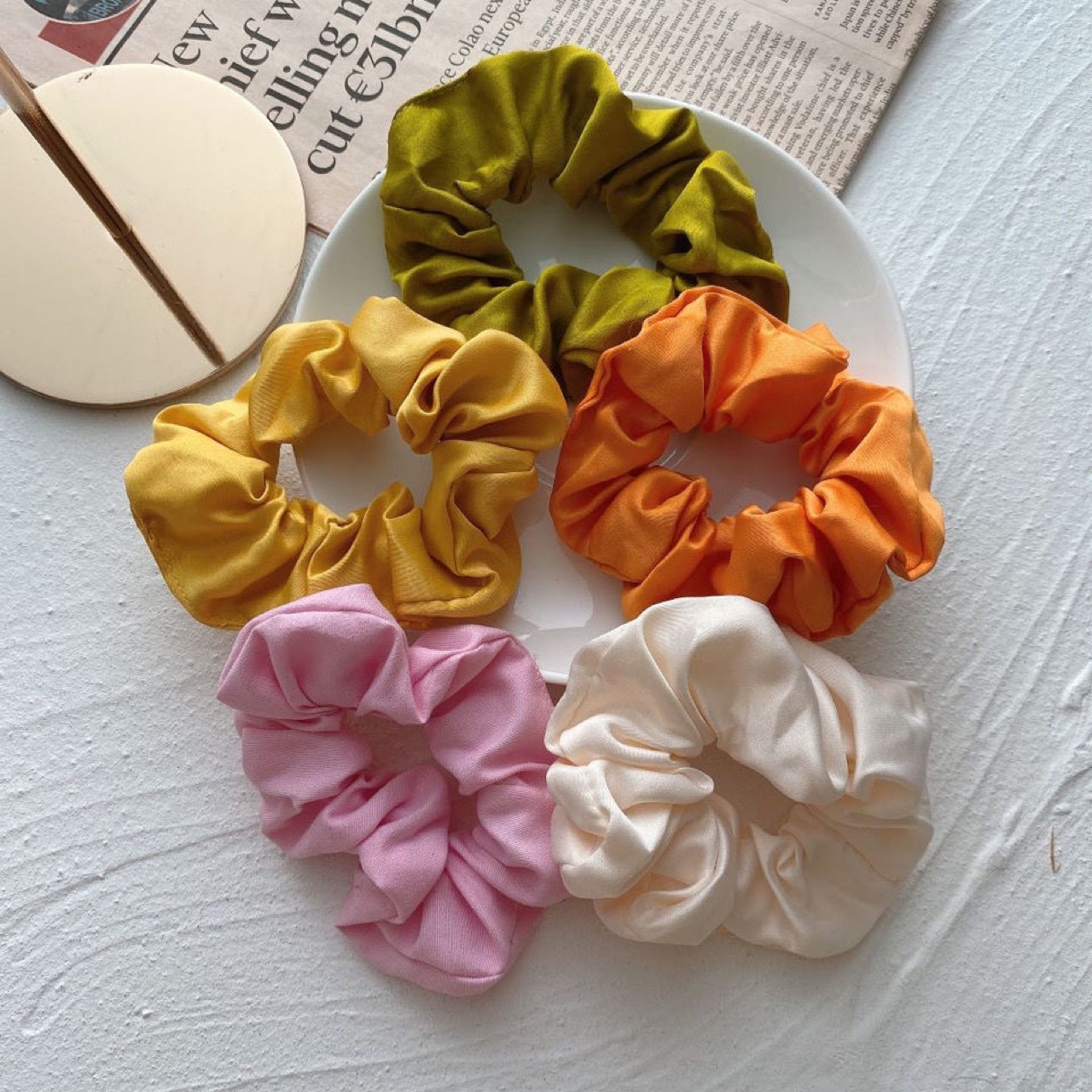Dây Cột Tóc Scrunchies Màu Trơn Nhiều Màu