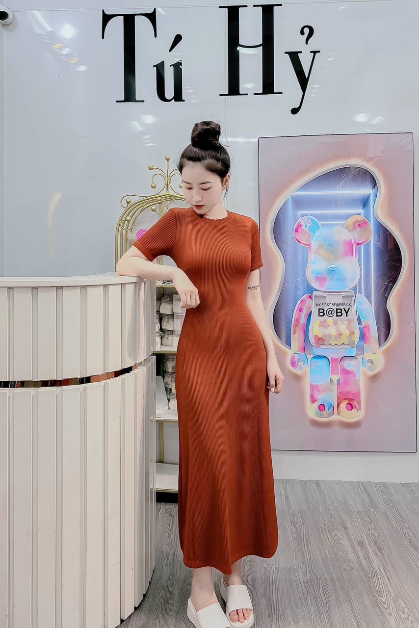 Đầm ôm body sang trọng dáng ôm dài tay ngắn cổ tròn thun len tăm sang trọng đi tiệc