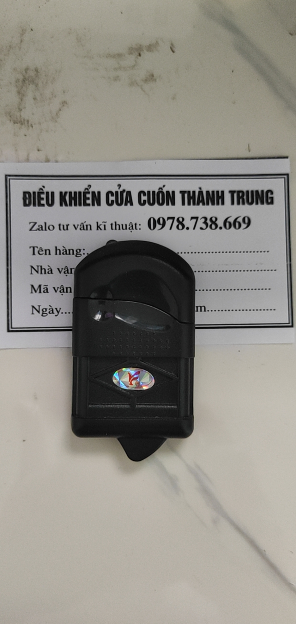 Remote điều khiển cửa cuốn YS 168 Mã gạt 336 mhz chống nước