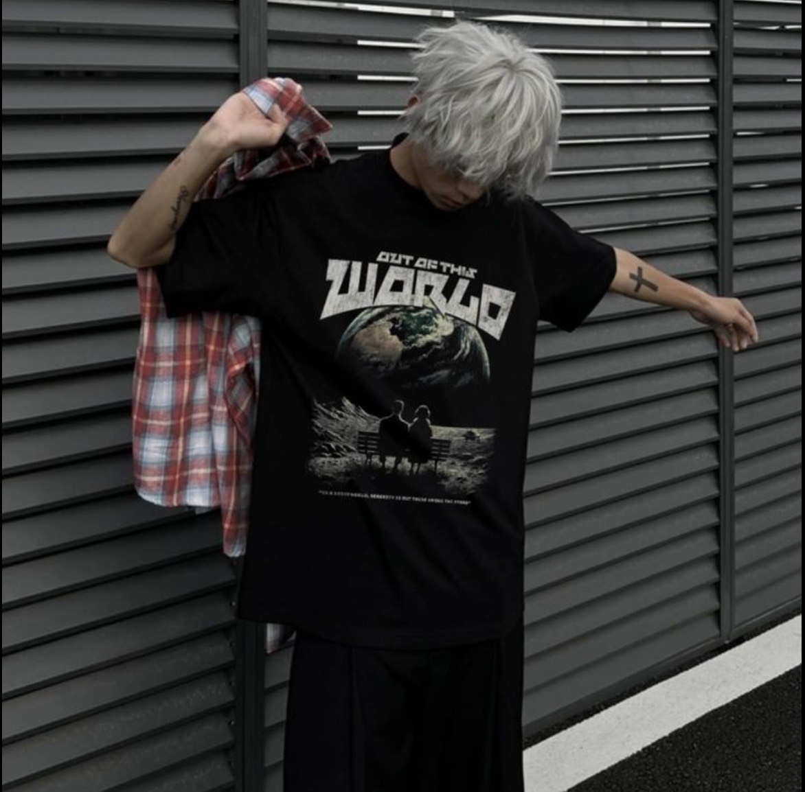 Áo thun tay lỡ unisex nam nữ noisy tee - đen