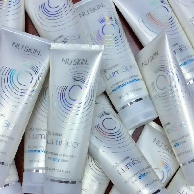 Sữa rửa mặt lumispa Nuskin