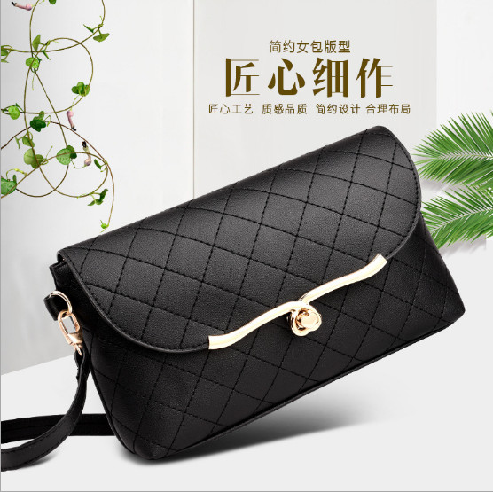 Túi đeo chéo nữ khóa tim thời trang phong cách Hàn Quốc cho bạn dạo phố gặp bạn bè đối tác SIZE TRUNG KDR-TDC183 Kodoros