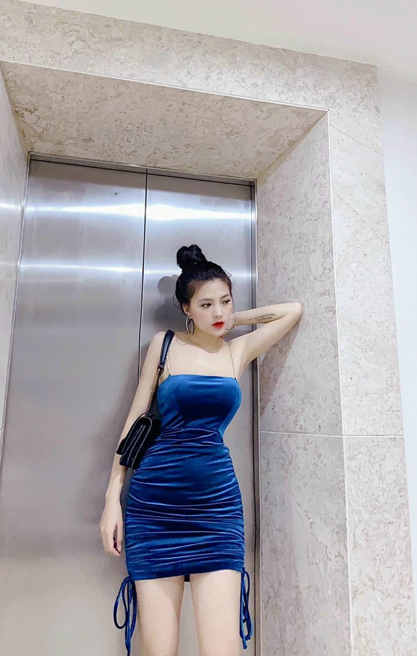Đầm nhung dây xích hack dáng cực hot up