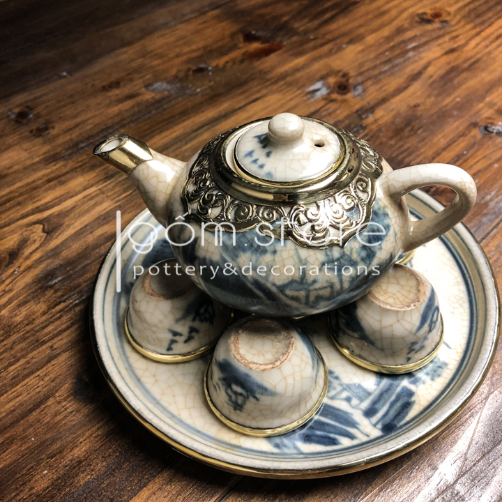 Ấm trà Bát Tràng cỡ mini men rạn giả cổ bọc đồng