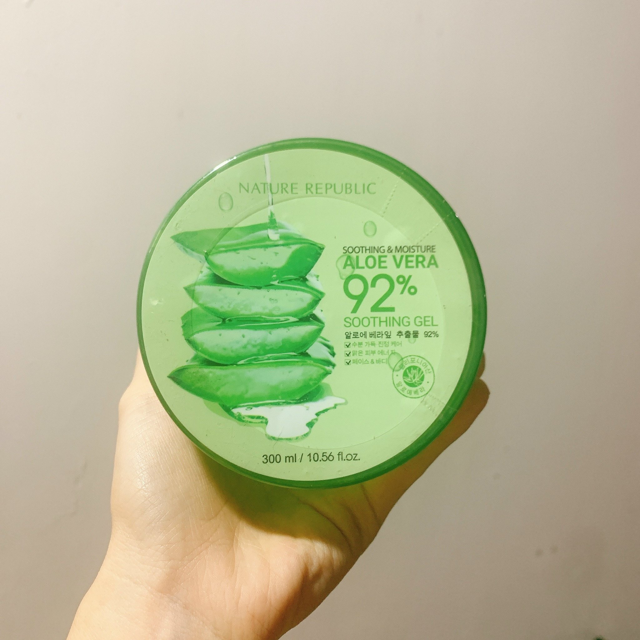 Gel Nha Đam Nature Republic Aloe Vera 92% Soothing Gel 300ml