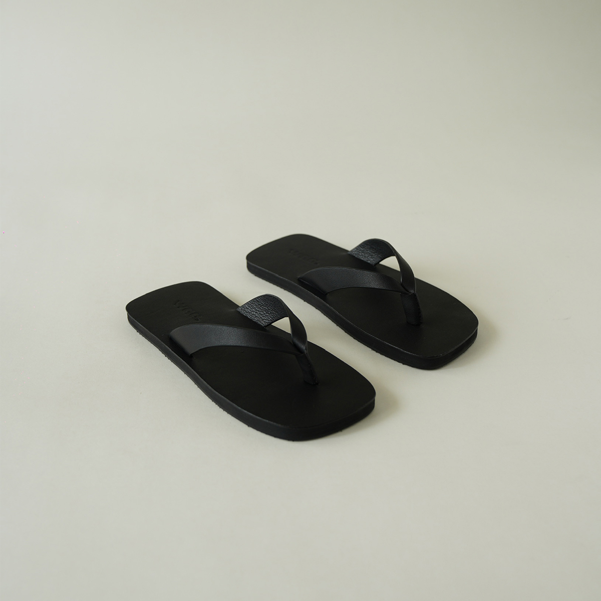 Này Sandals Waa. - Dép Này Quai Da