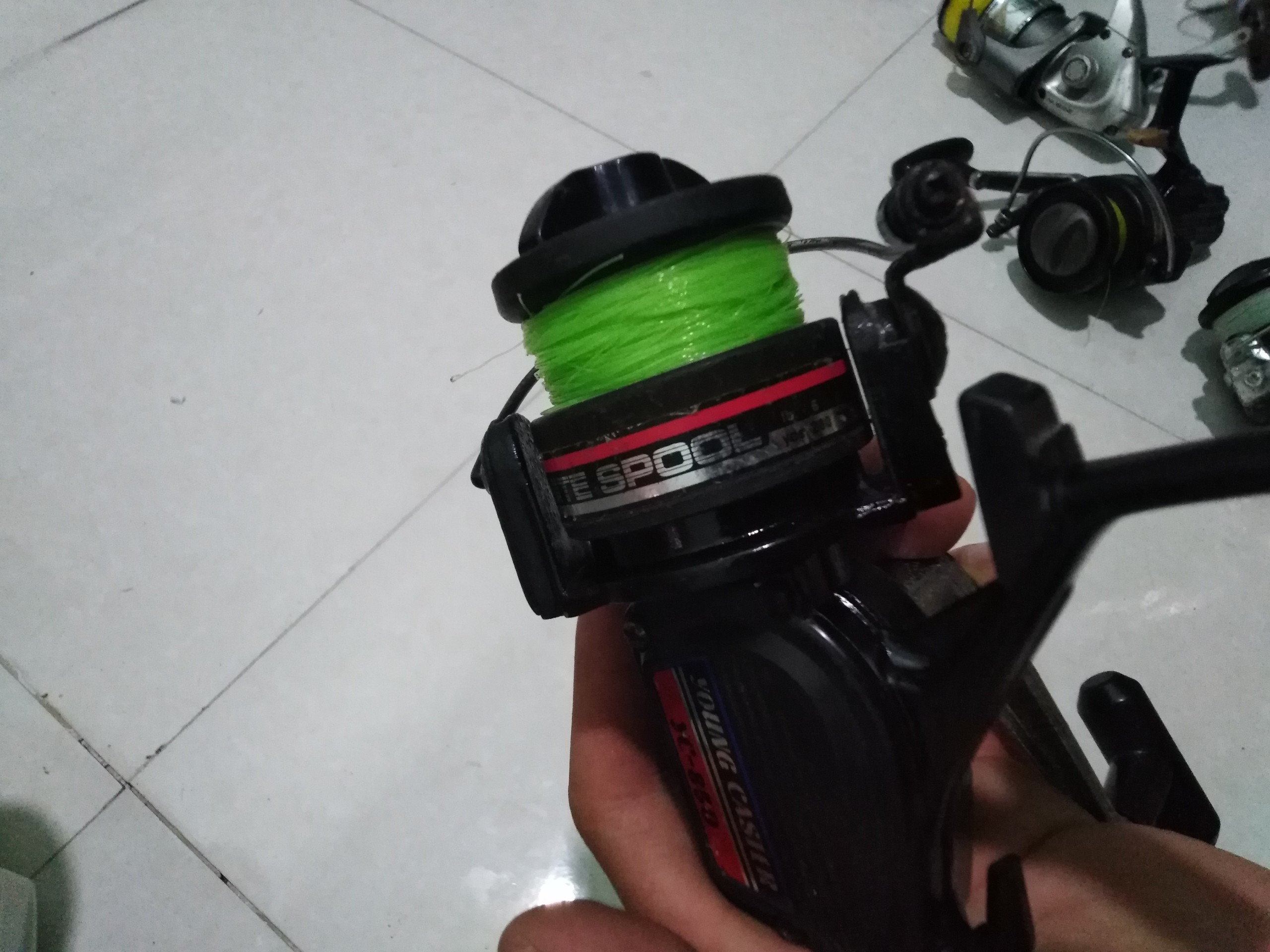 Máy câu bãi nhật Graphite spool 4000