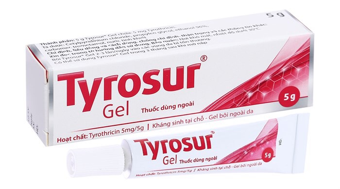 Kem bôi ngoài da Tyrosur gel phòng ngừa nhiễm khuẩn với vết thương nhỏ - nhập khẩu châu âu