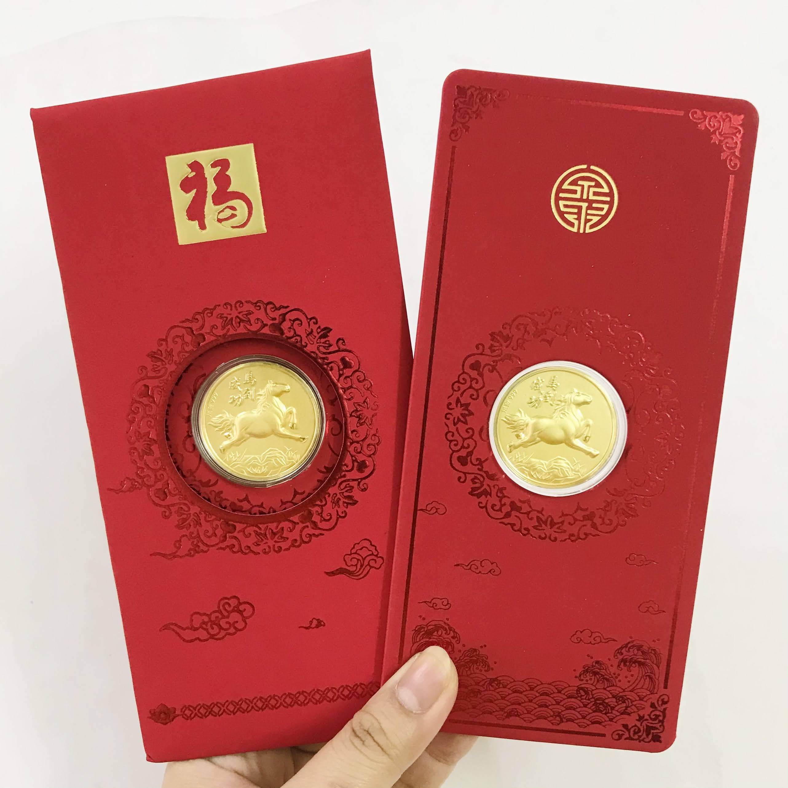 Bao lì xì mạ vàng Mã Đáo Thành Công làm quà tặng tiền lì xì độc lạ cho bạn bè và người thân nhân dịp năm mới 2021 Tân Sửu chất liệu Giấy bìa hộp nhựa arylic - SP005081