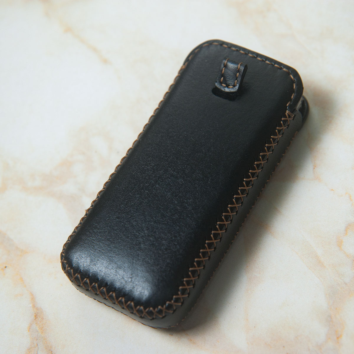 Bao da nokia 8800 handmade - da thật nhập khẩu - free khắc laser