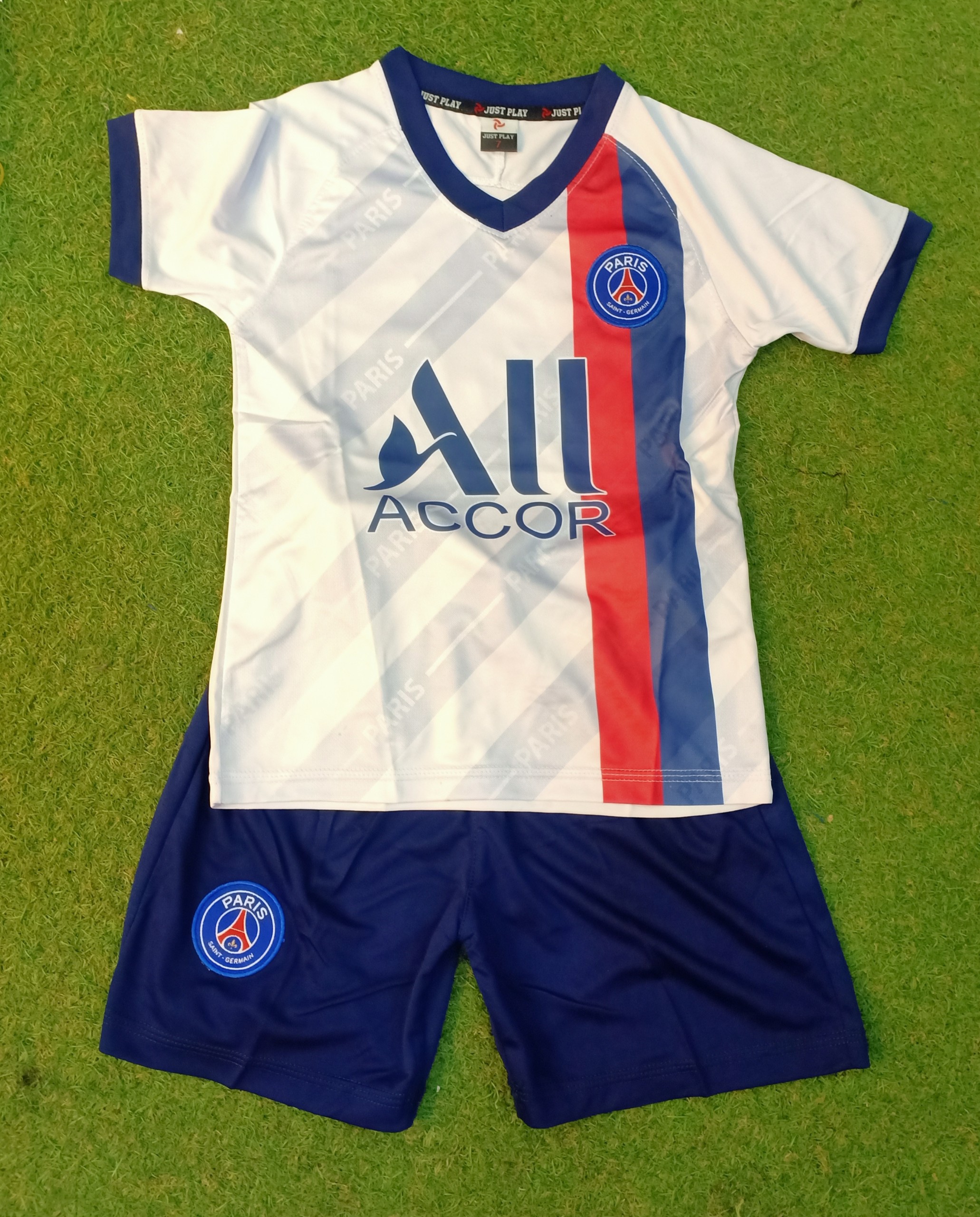 Bộ đồ đá banh bóng trẻ em PSG trắng