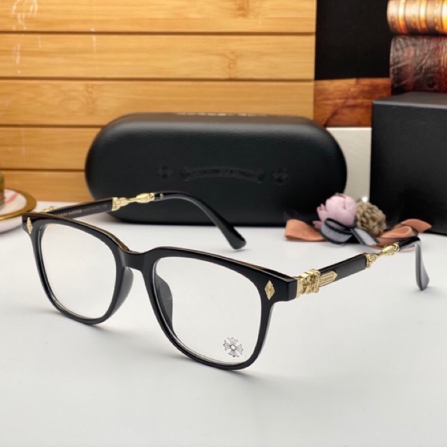 Gọng kính crome heart gọng nhựakim loại dáng vuông thời trang cam kết hàng đúng mô tả chất lượng đảm bảo an toàn đến sức khỏe người sử dụng