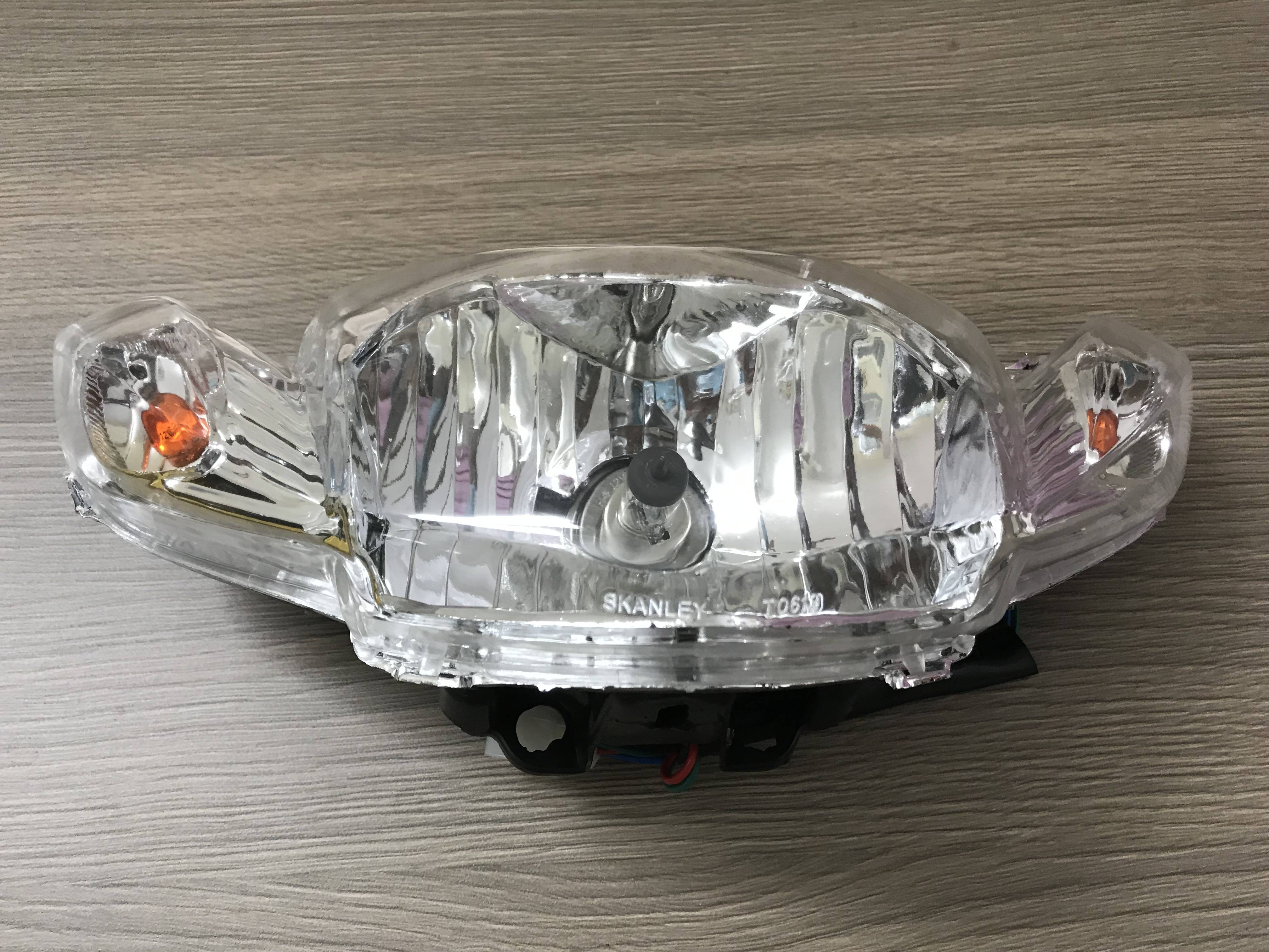 Cụm Đèn Pha Sirius xăng cơ (kèm đuôi bóng đèn đầy đủ ( loại tốt không bị mờ và ố vàng )