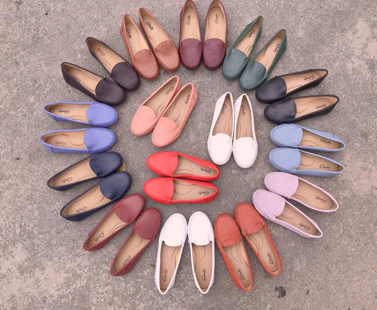 [Thanh lý bỏ mẫu] Giày mọi nữ Clarks, da bò cao cấp 100%, mềm mại, bền bỉ, sau 2 năm tróc da vẫn hoàn tiền, size 35-39 (nhiều màu)