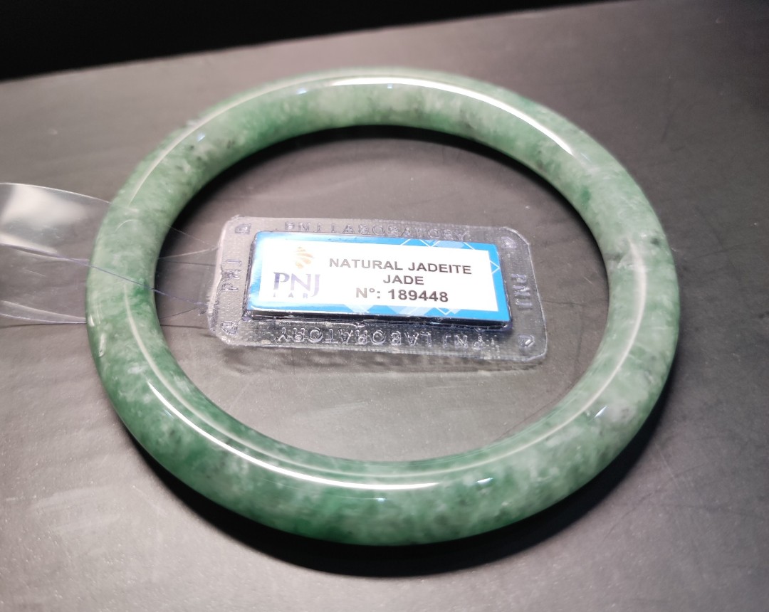 Vòng lam ngọc hoa bay vân đẹp size lớn 62mm đã kiểm định PNJ ảnh thực tế - Xưởng buôn đá phong thủy Huỳnh Đào