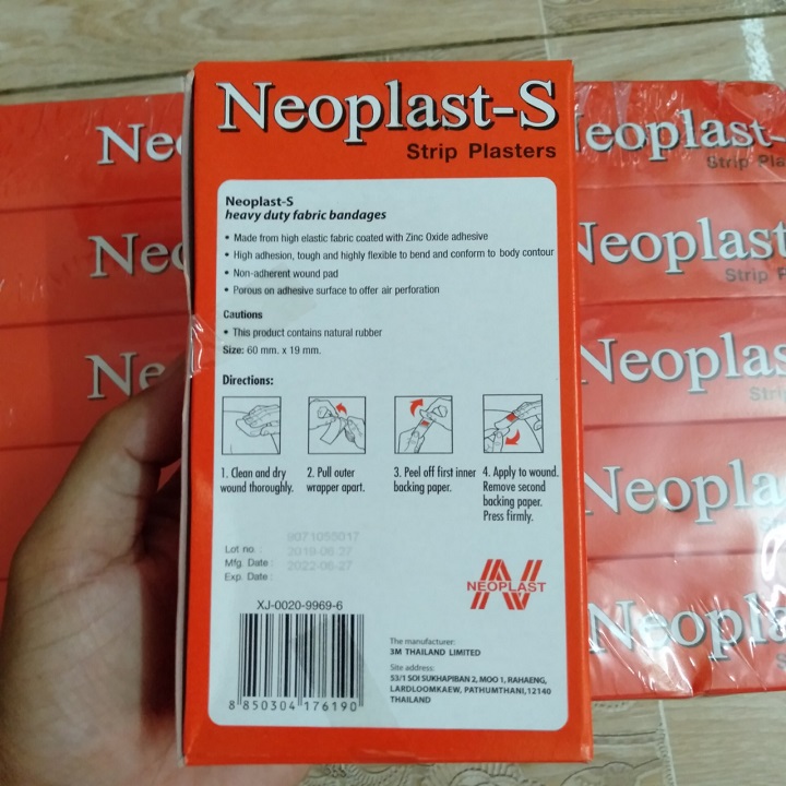 Băng keo cá nhân thái lan neoplast-s một hộp