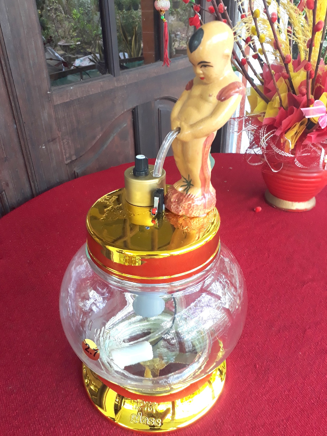 Bình thủy tinh rót ruou Tự động