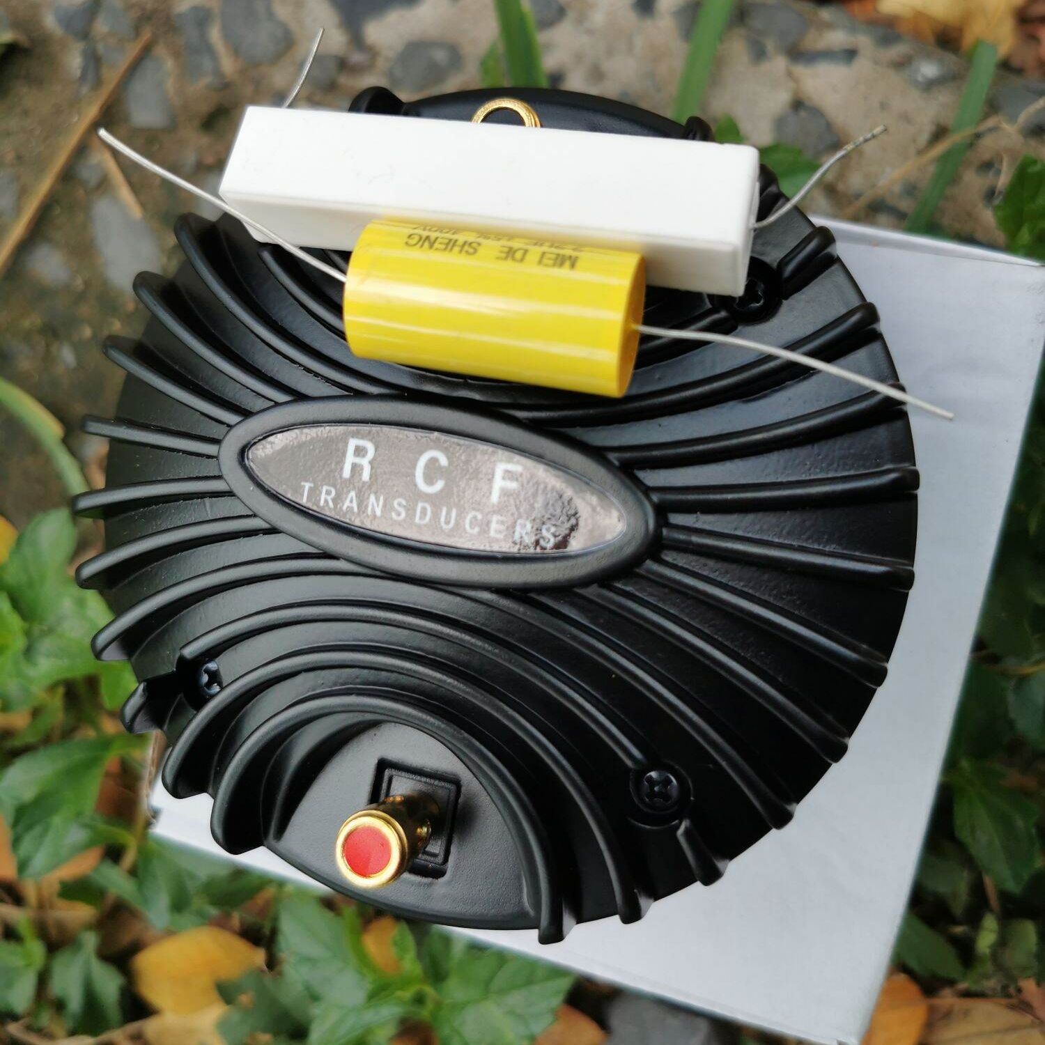 Loa treble 450 rcf nắp nhôm ren vặn 34