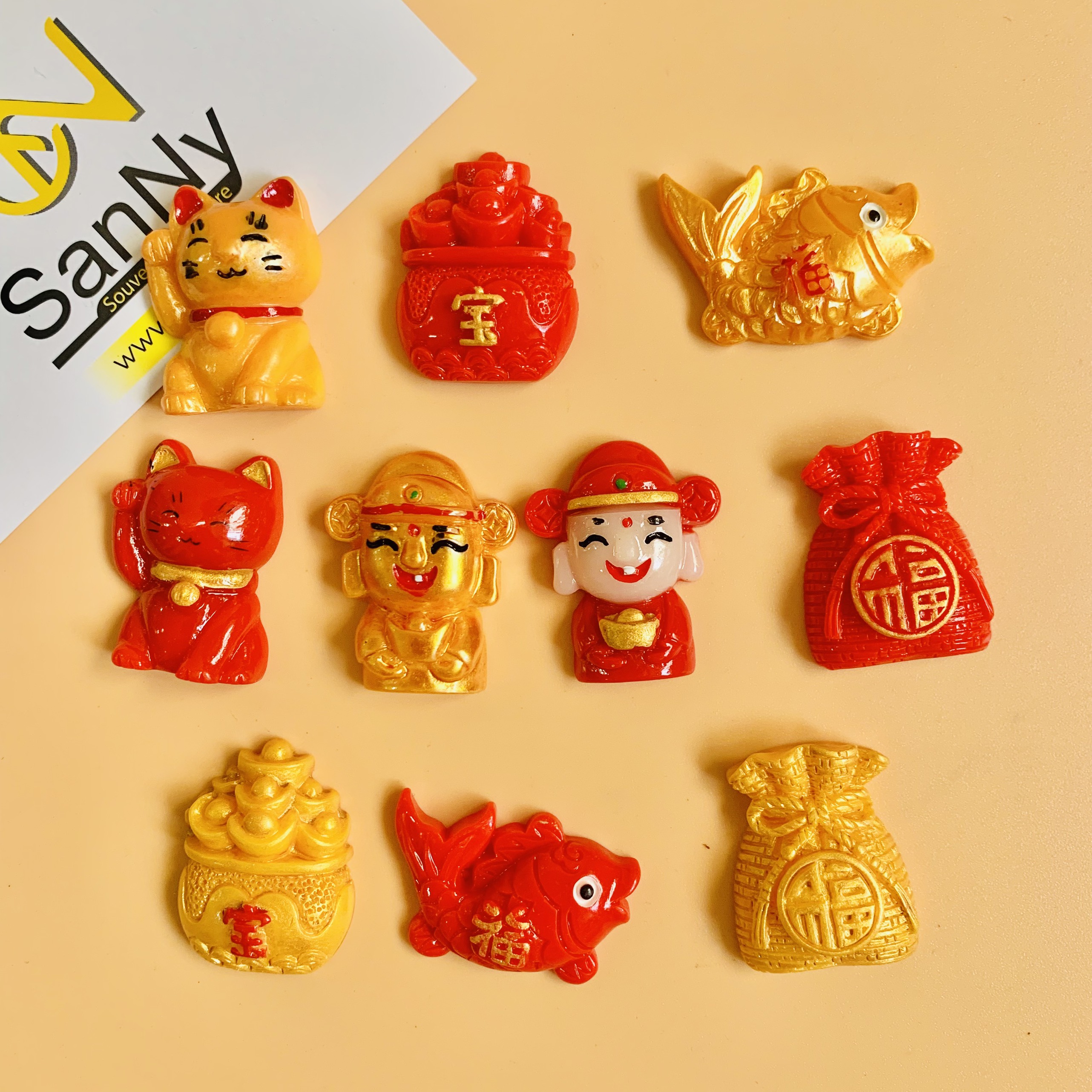 Nam châm hít trang trí tủ lạnh hình ảnh Thần Tài mini kích thước 3cm