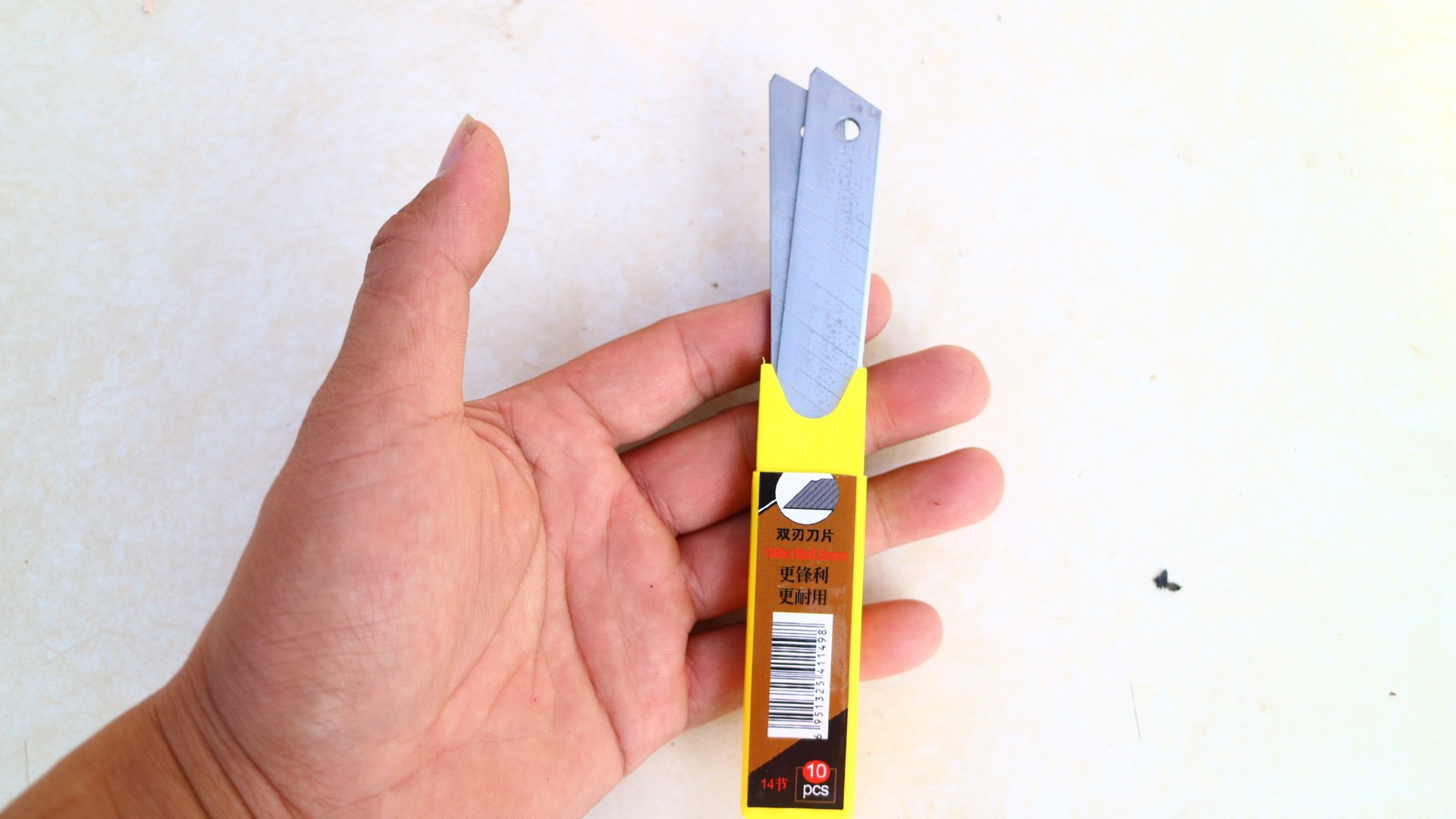 Lưỡi dao dọc giấy bosi siêu sắc1 hộp 10 chiếc