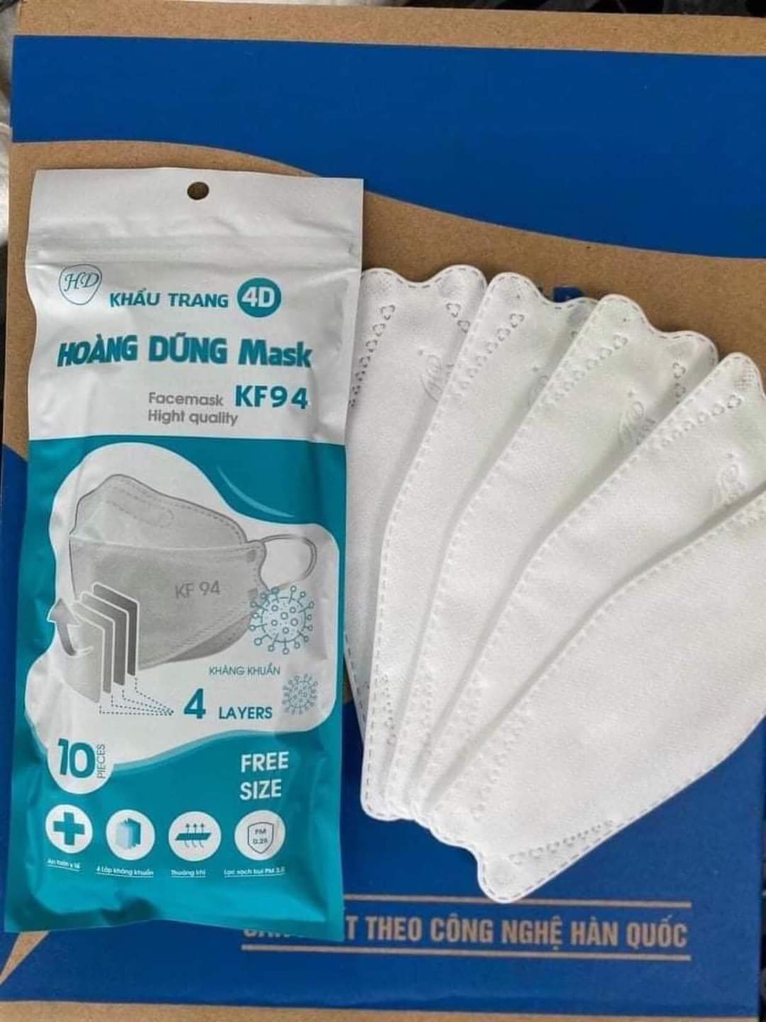 Thùng 300 cái khẩu trang 4D KF94 Hoàng Dũng mask